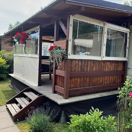 Lodge Delux W Helu *