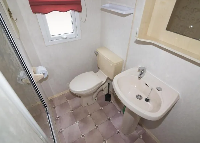 Lodge Delux W Helu *