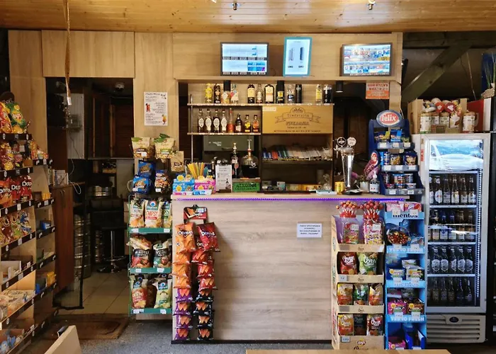 Lodge Delux W Helu *