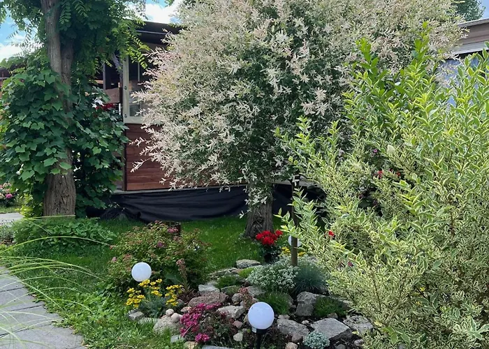 Lodge Delux W Helu *